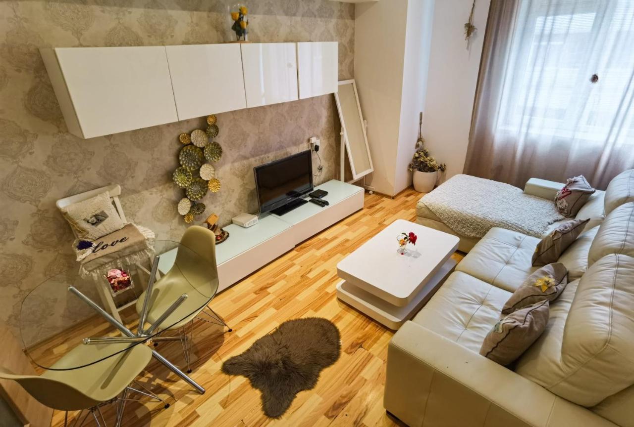 Easystay Flats Bucarest Extérieur photo